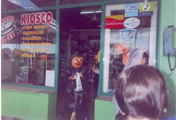 chicos halloween